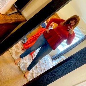 Meet your Posher, Holly